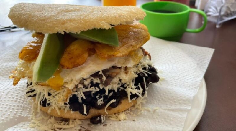Al otro lado de la arepa